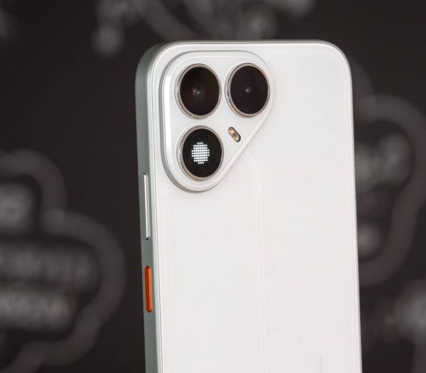 سعر و مواصفات Tecno Pova 8 مميزات و عيوب تكنو بوفا 8
